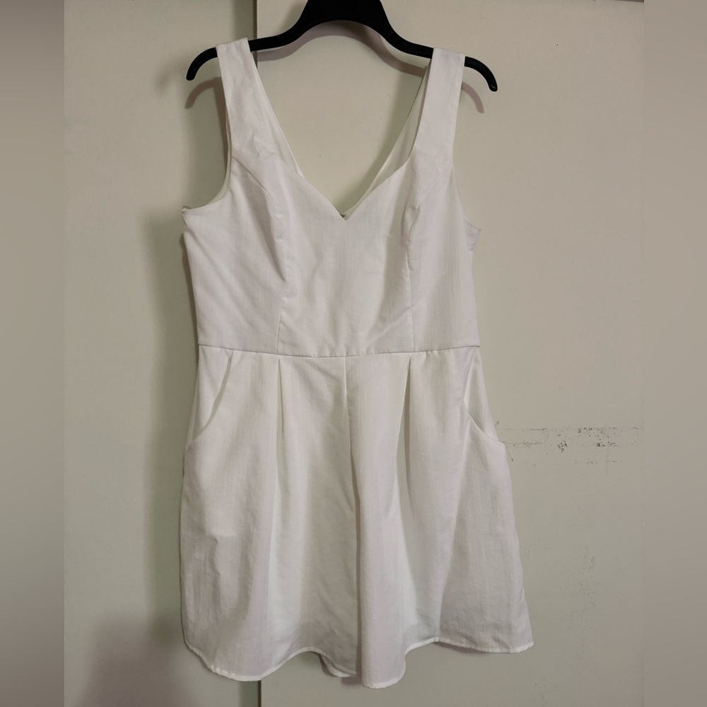 Trixxi White Romper (Women’s)